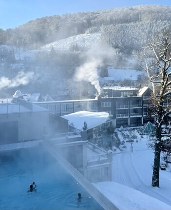 Großer Wellnessbereich des Hotel Deimann im Winter