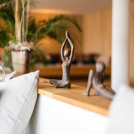 Großer Außenpool im Wellnesshotel im Sauerland