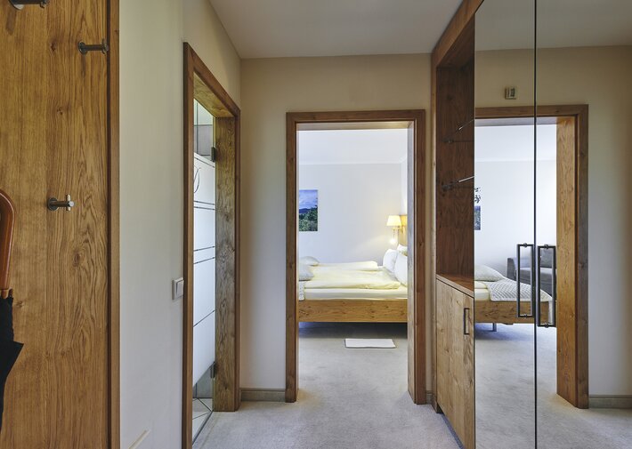 Flur im Doppelzimmer im Haupthaus Knollenblick im Hotel Deimann