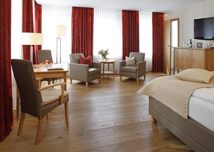 Geräumiges Doppelzimmer im Holzkontor Südlage im Hotel Deimann