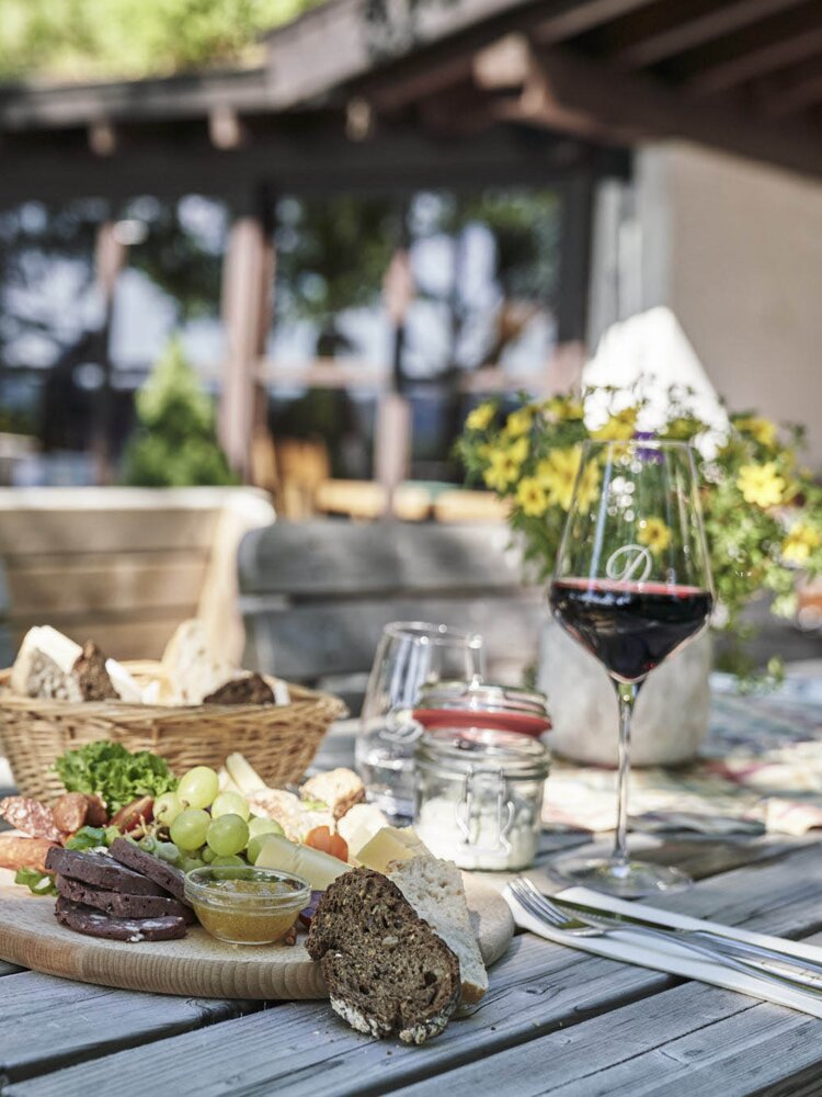 Brotzeit Platte in der Knollenhütte 