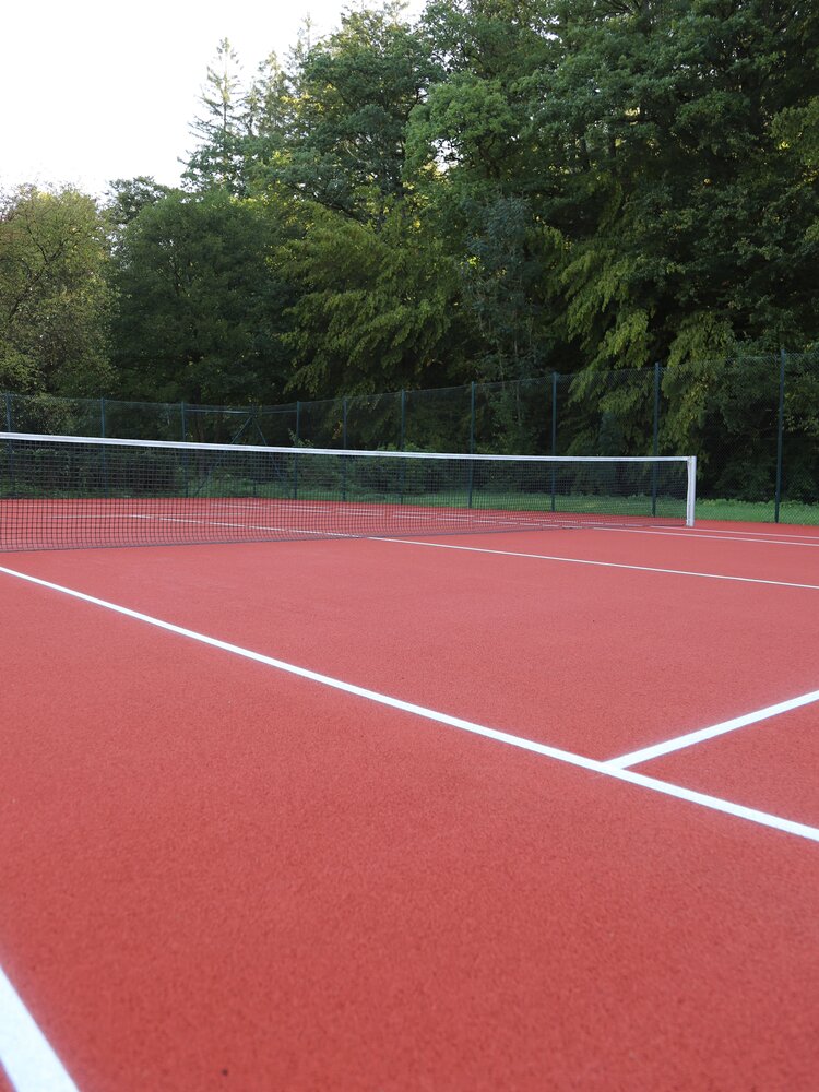 Tennisplatz im Hotel Deimann