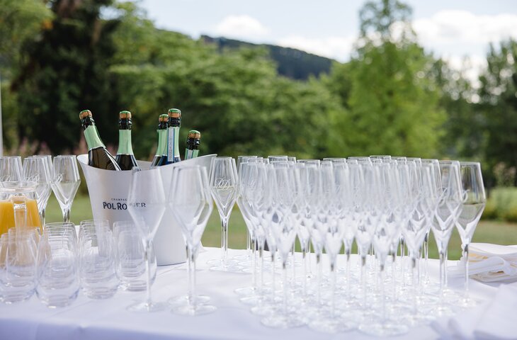 Sektempfang in der Hochzeitslocation im Sauerland