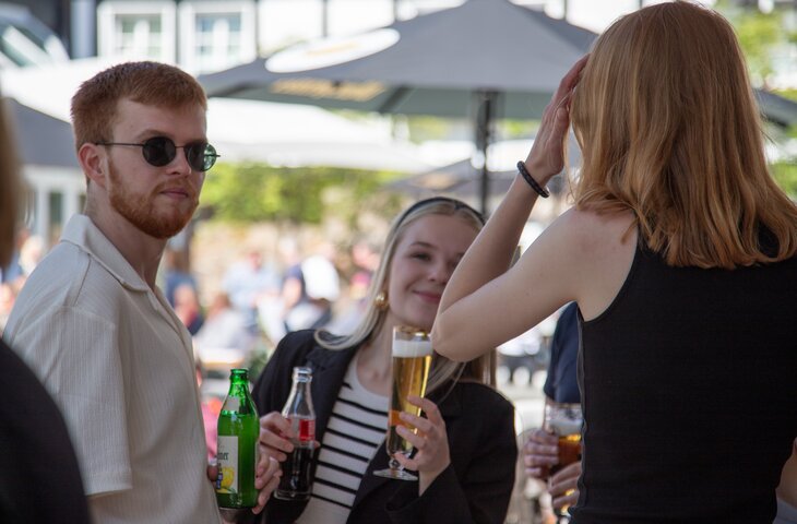 Impressionen von Gästen auf dem Deimann Sommerfest