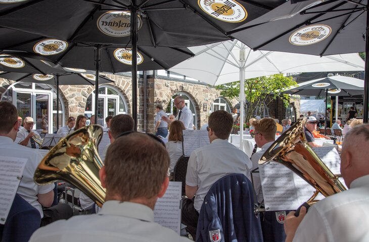 Konzert des Musikverein auf dem Deimann Sommerfest