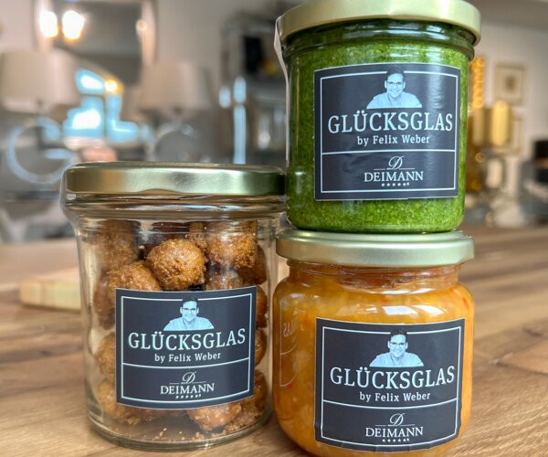 Glücksglas Produkte von Felix Weber im Hotel Deimann.